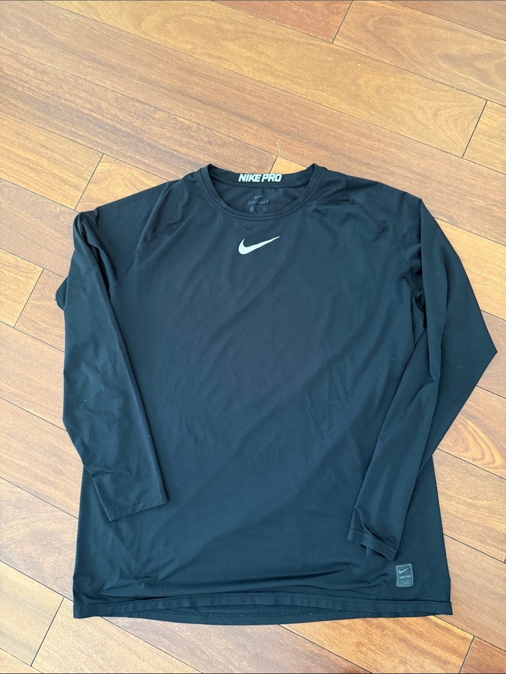 Nike Pro Men's Long-Sleeve Black Training Shirt